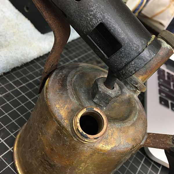 LJ_600x600_Restored_03