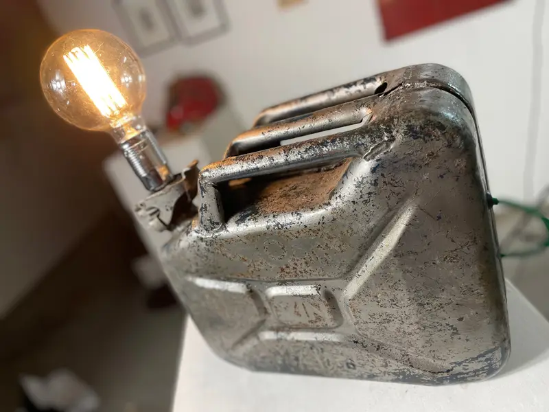 Silver Jerry Lamp - Image 4