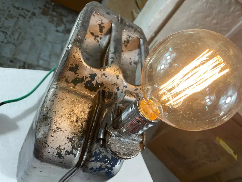 Silver Jerry Lamp - Image 5