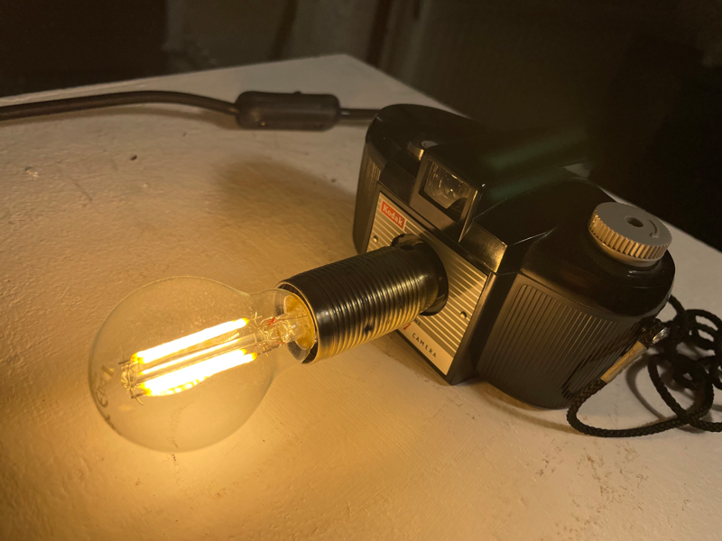 1950s Brownie Camera Lamp - Image 3