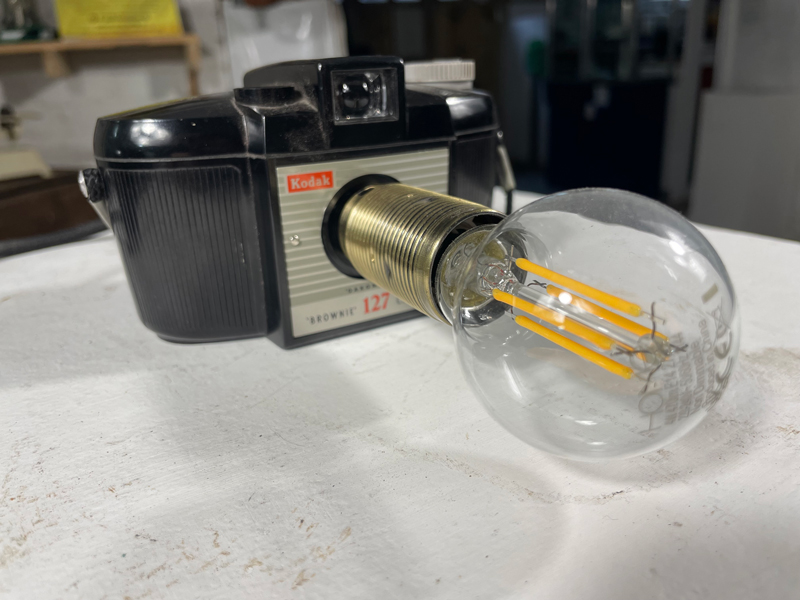 1950s Brownie Camera Lamp - Image 5